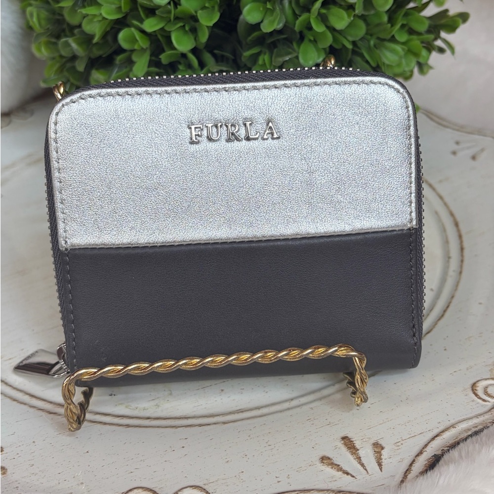 Furla Silver and Gray color block zippy Wallet with shopper tote - Picture 16 of 16